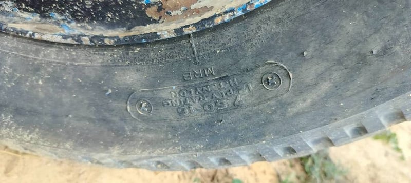 6ล้อเทรลเลอร์ท้ายลาด 6ล้อเทรลเลอร์ท้ายลาด