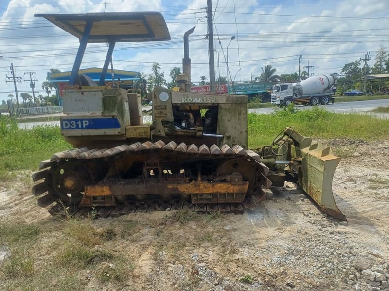 KOMATSU D31P
