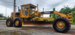 รถเกรด CAT140G