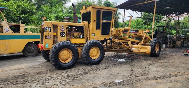 รถเกรดCAT140G