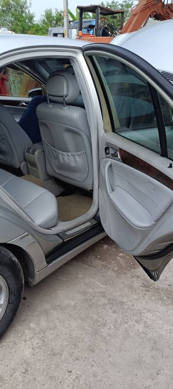 เก๋งเบนซ์