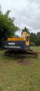 KOMATSU PC200-3