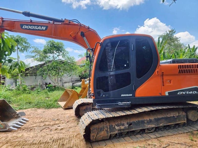 DOOSAN DX140LCA