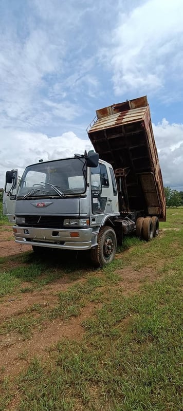 10ล้อดั้มพ์HINO FM3M240แรงม้า