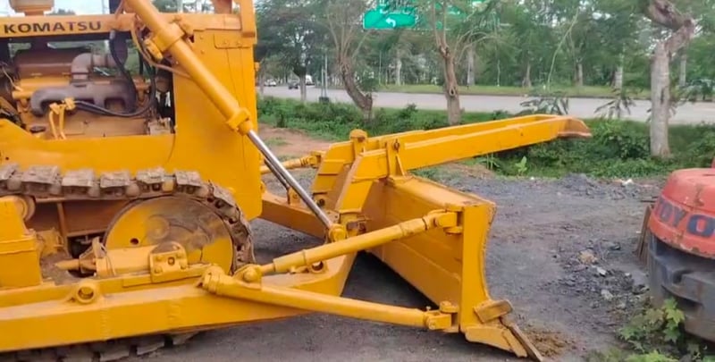 KOMATSU D50A-15 KOMATSU D50A-15