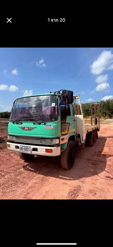 10ล้อเทรลเลอร์ท้ายลาด