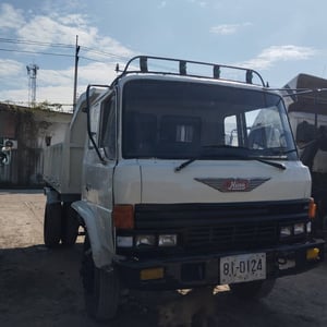 6ล้อดั้มพ์KR300 6ล้อดั้มพ์KR300