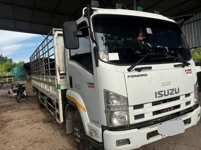 6ล้อรั้วISUZU FRR210แรงม้า