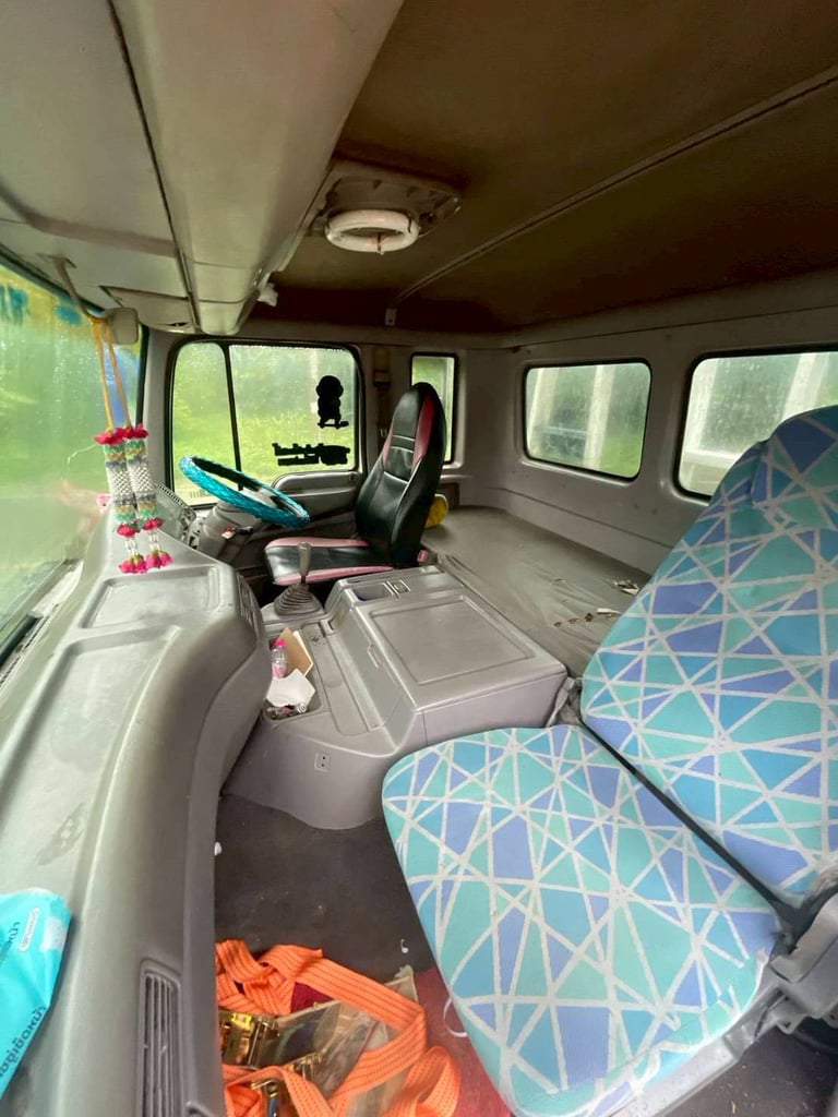 12ล้อท้ายลาด