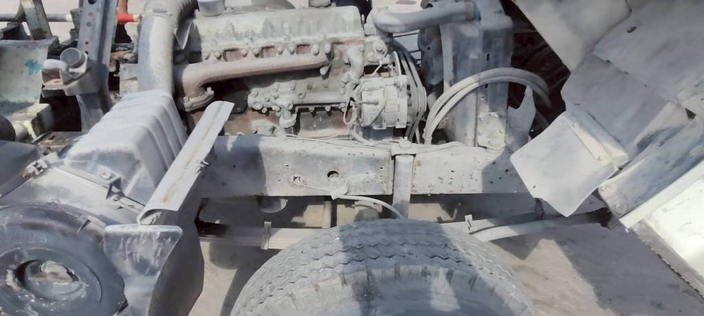 หกล้อโม่ปูน หกล้อโม่ปูน