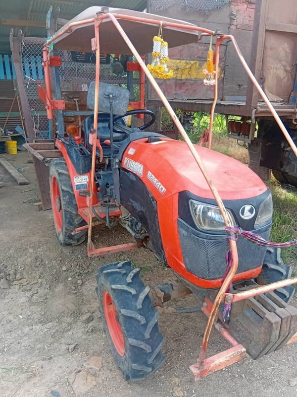 รถไถคูโบต้าB244