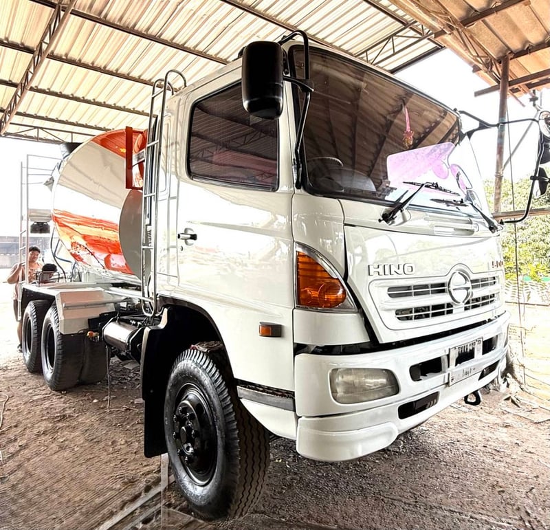 10ล้อโม่ปูน