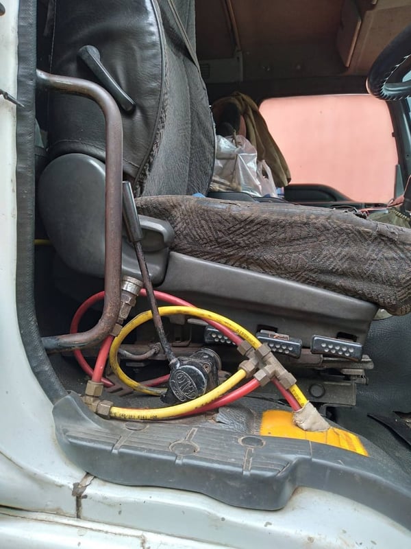 แม่ลูกไม่ดั้มพ์จิก้า