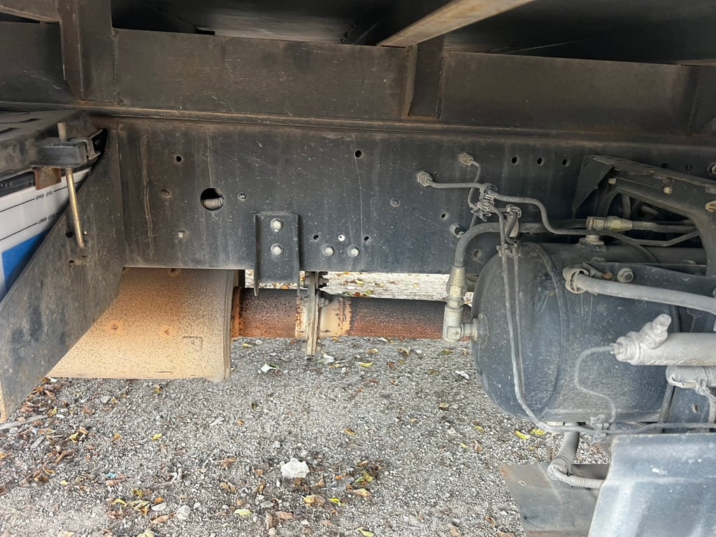 6ล้อรั้วISUZU FRR210แรงม้า