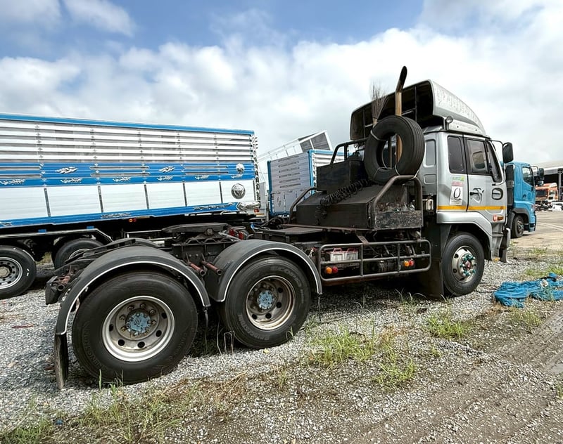 หัวลากนิสสันยูดี454.320แรงม้า