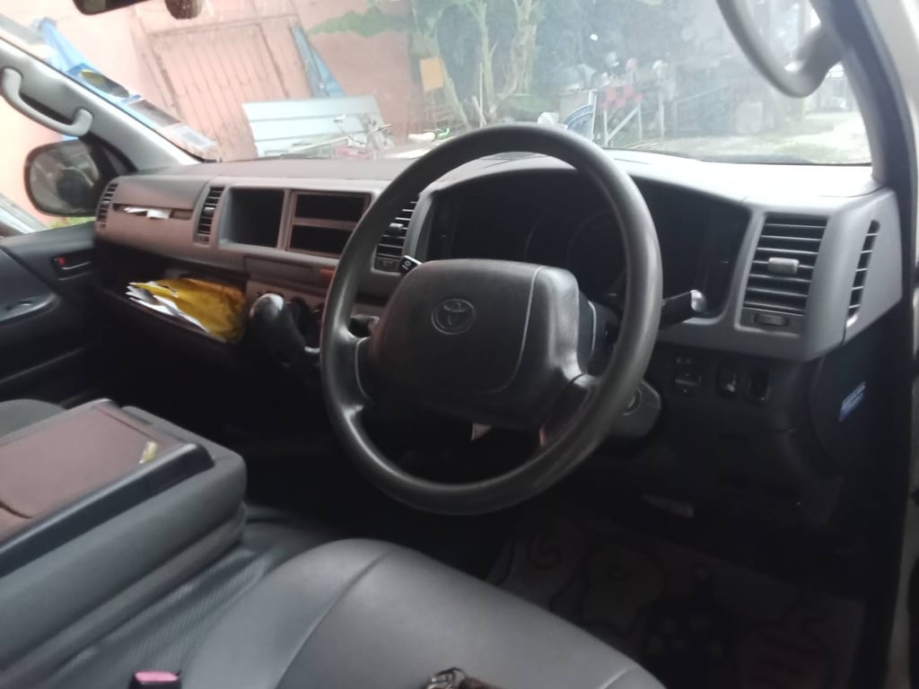 ขายรถตู้ปี53 ขายรถตู้ปี53