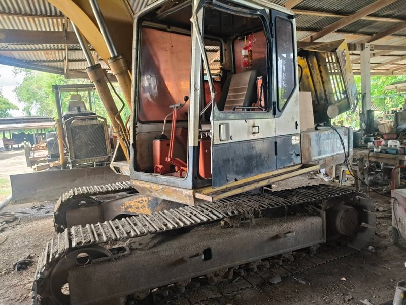 KOMATSU PC120-3 KOMATSU PC120-3