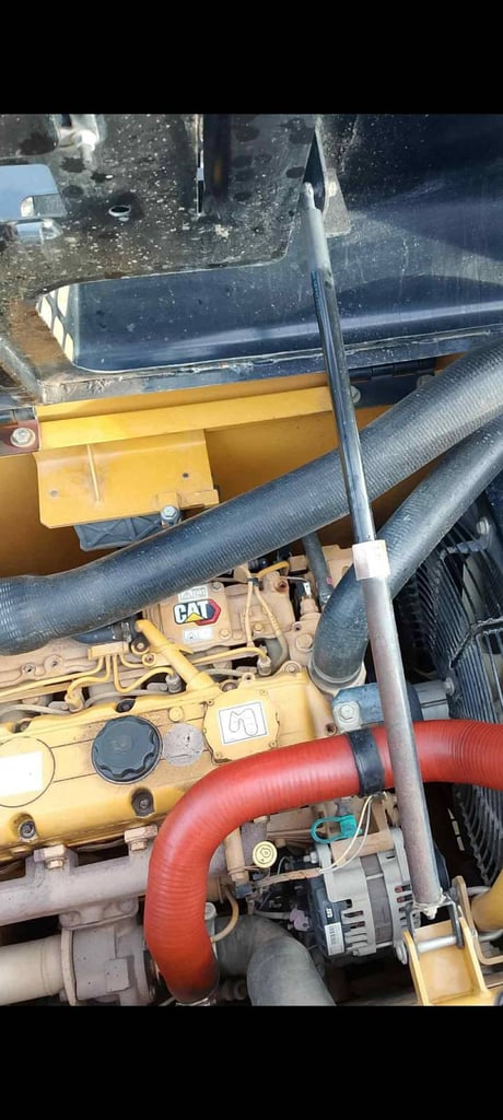 CAT313D2LC