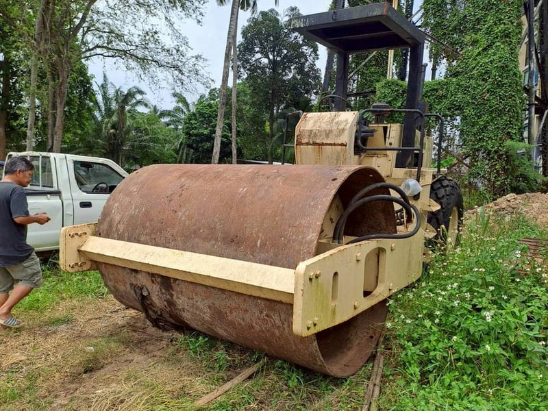 รถบดอิงเกอร์โซแลนด์10ตัน รถบดอิงเกอร์โซแลนด์10ตัน