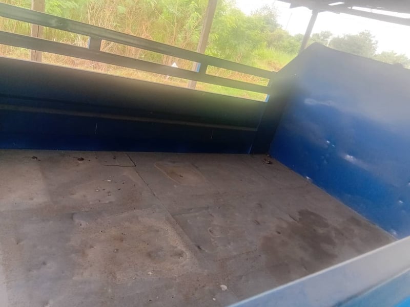 6ล้อดั้มพ์ISUZU NPR115แรงม้า