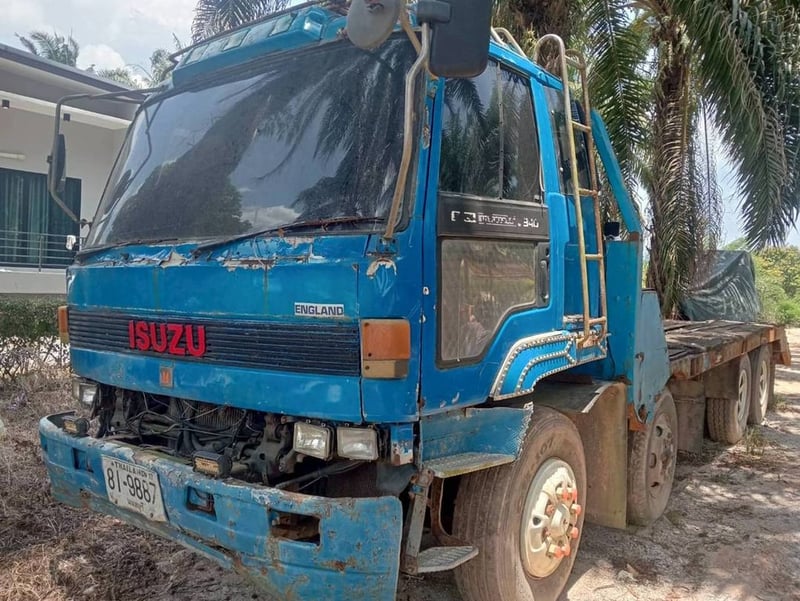 12ล้อท้ายลาดISUZU320แรงม้า