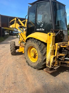 ขายรถตักหน้าขุดหลัง