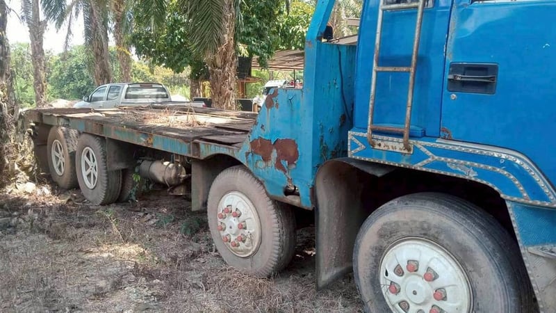 12ล้อท้ายลาดISUZU320แรงม้า