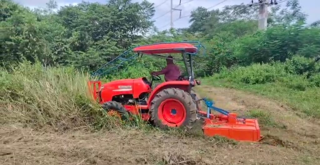 KUBOTA L3608
