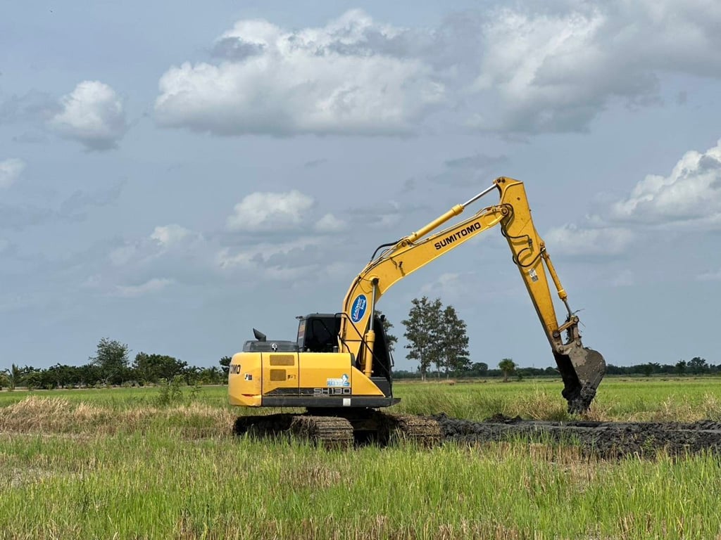 SUMITOMO SH130 SUMITOMO SH130