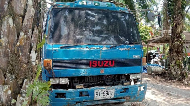 12ล้อท้ายลาดISUZU320แรงม้า