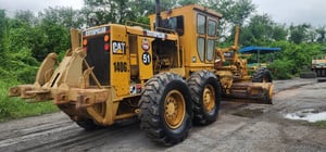 รถเกรด CAT140G