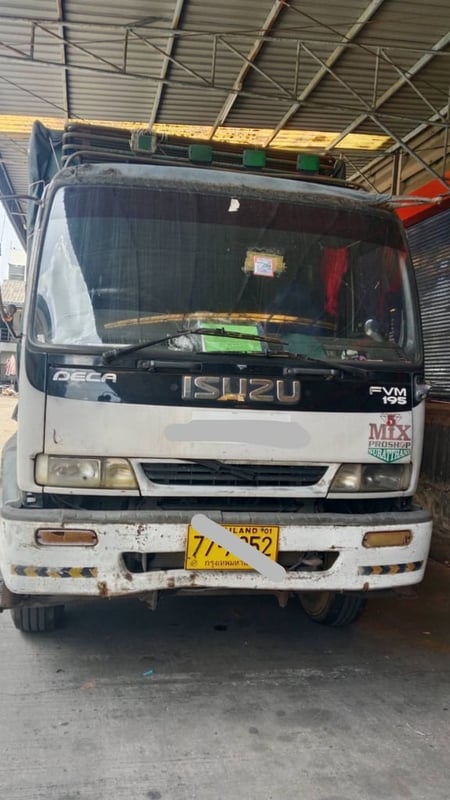 10ล้อรั้วคอกสูงISUZU FVM195แรง
