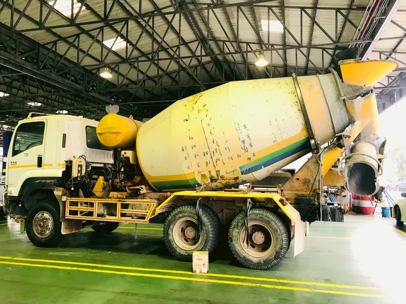 10ล้อโม่ปูน