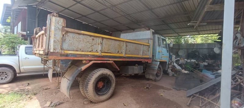 6ล้อดั้มพ์ฮีโน่168แรง 6ล้อดั้มพ์ฮีโน่168แรง