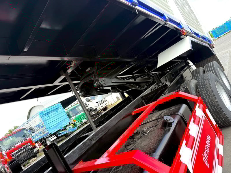 อีซูซุ360แรงม้าปี49 