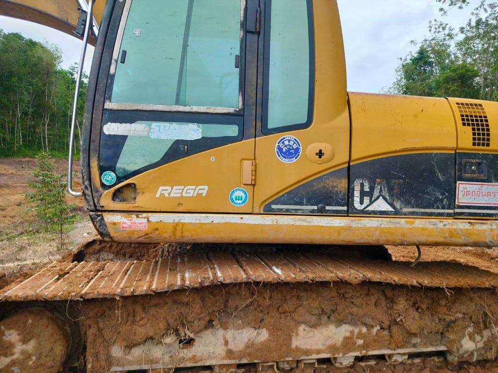 อม CAT320C  อม CAT320C