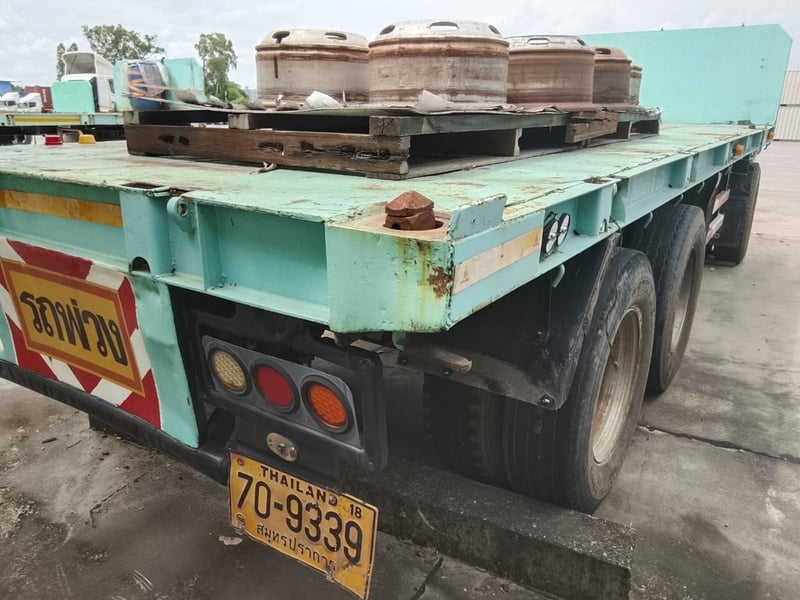 ลูกพ่วงพื้นเรียบพนัส2เพลา