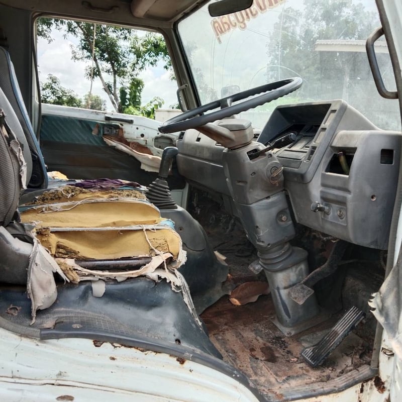 หกล้อไม่ดั้มพ์