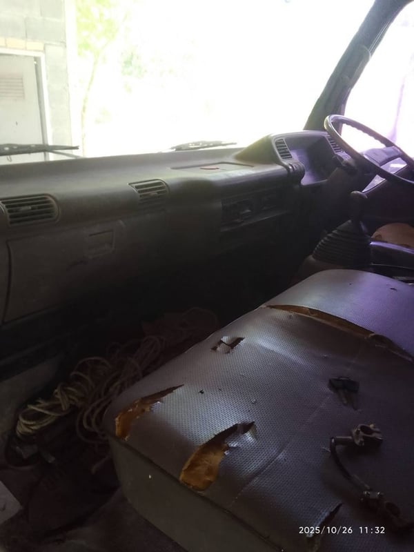 หกล้อดั้มพ์ISUZU NPR120แรงม้า หกล้อดั้มพ์ISUZU NPR120แรงม้า