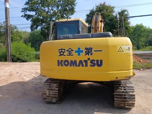 KOMATSU PC130-7 KOMATSU PC130-7