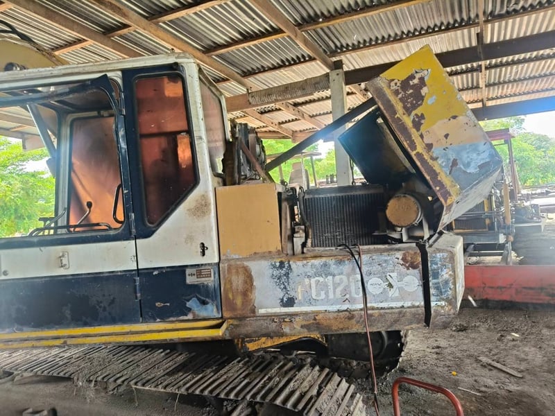 KOMATSU PC120-3 KOMATSU PC120-3