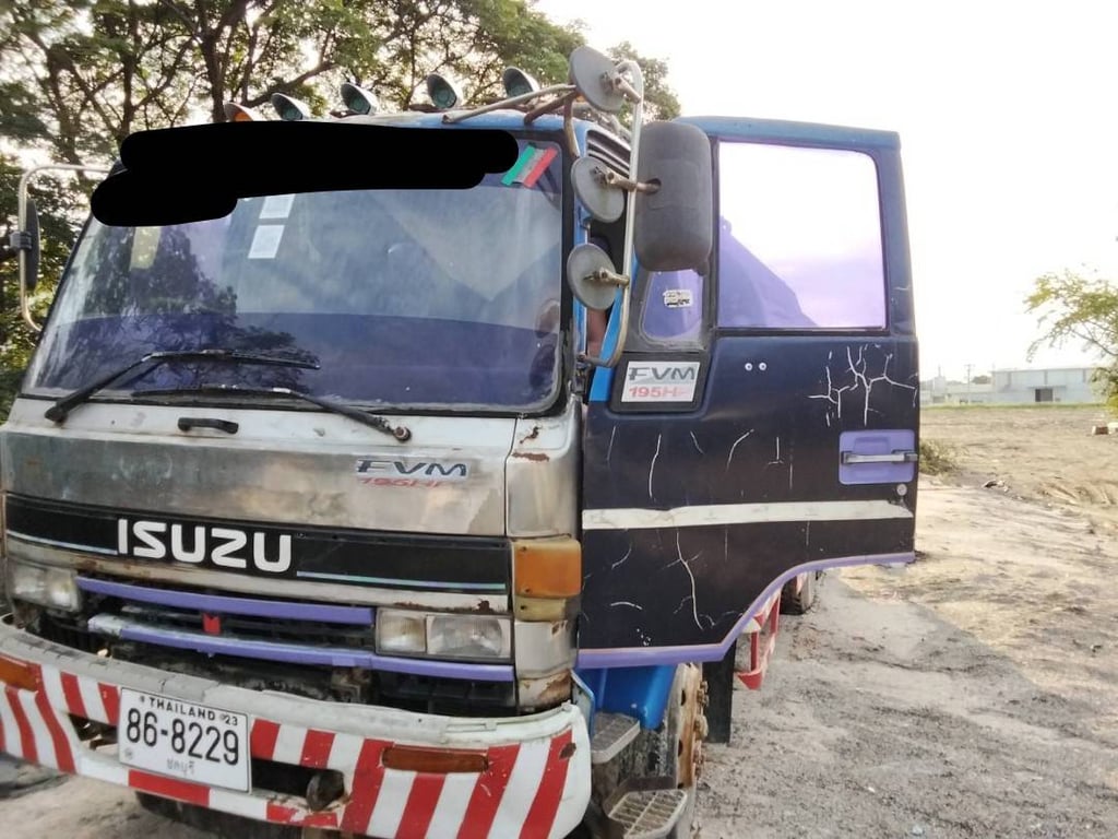 10ล้อบรรทุกน้ำอีซูซุ 10ล้อบรรทุกน้ำอีซูซุ