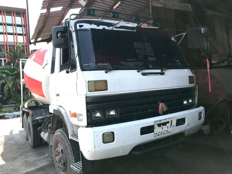 10ล้อโม่ปูน