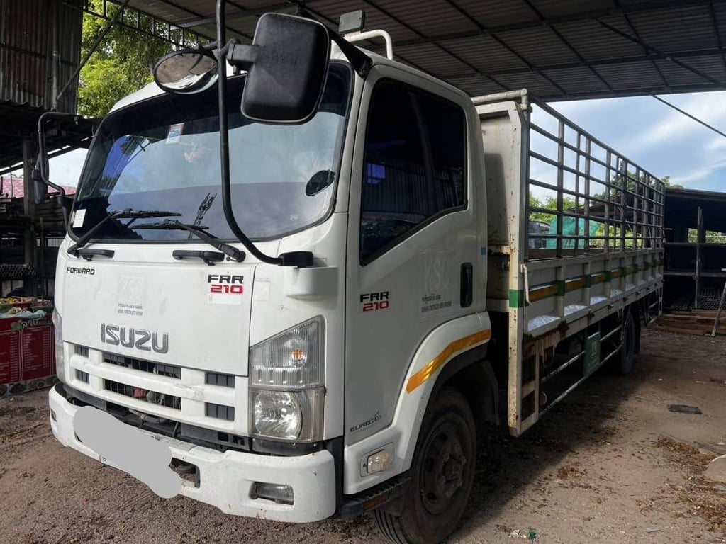 6ล้อรั้วISUZU FRR210แรงม้า
