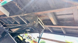 กระบะพร้อมกระบอกดั้มพ์สามมิตร