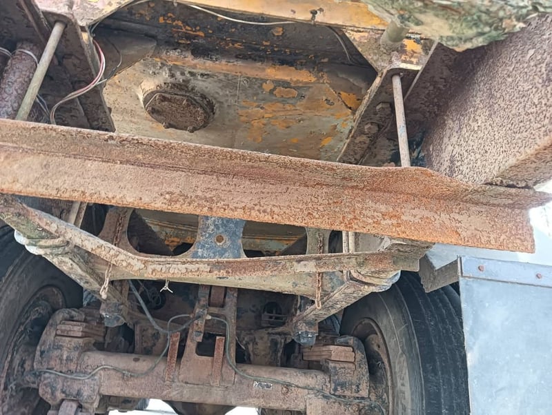 10ล้อบรรทุกน้ำเพลาเดียว