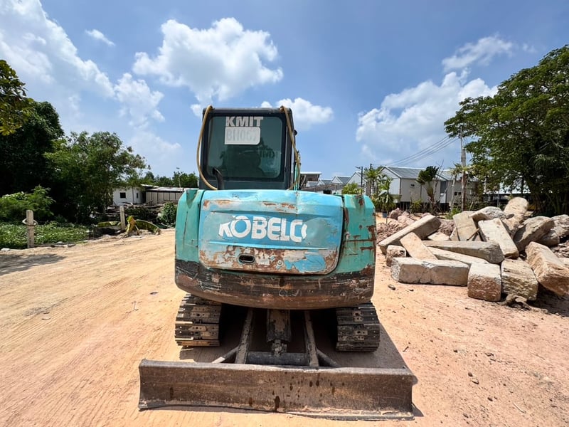 KOBELCO SK60