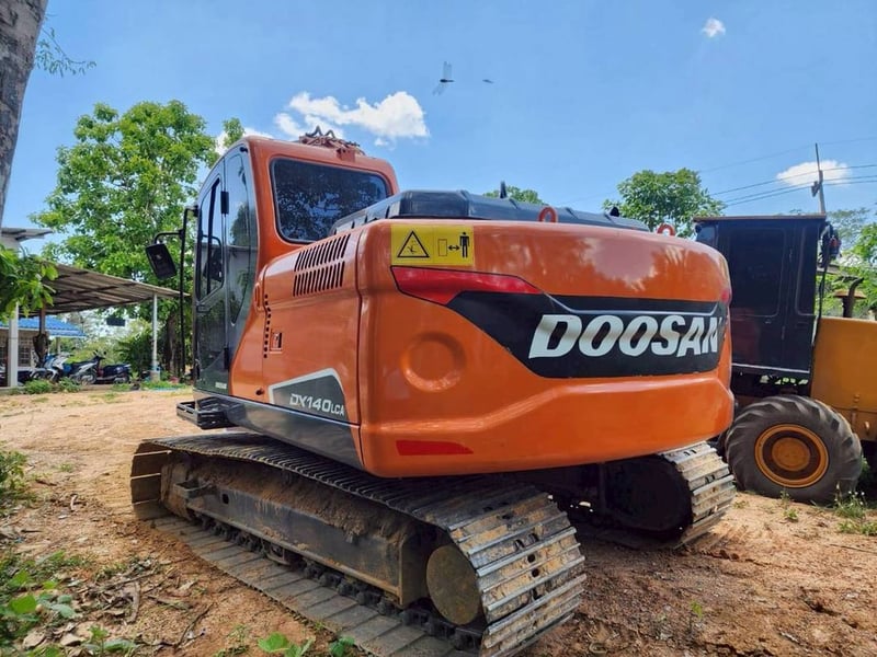 DOOSAN DX140LCA