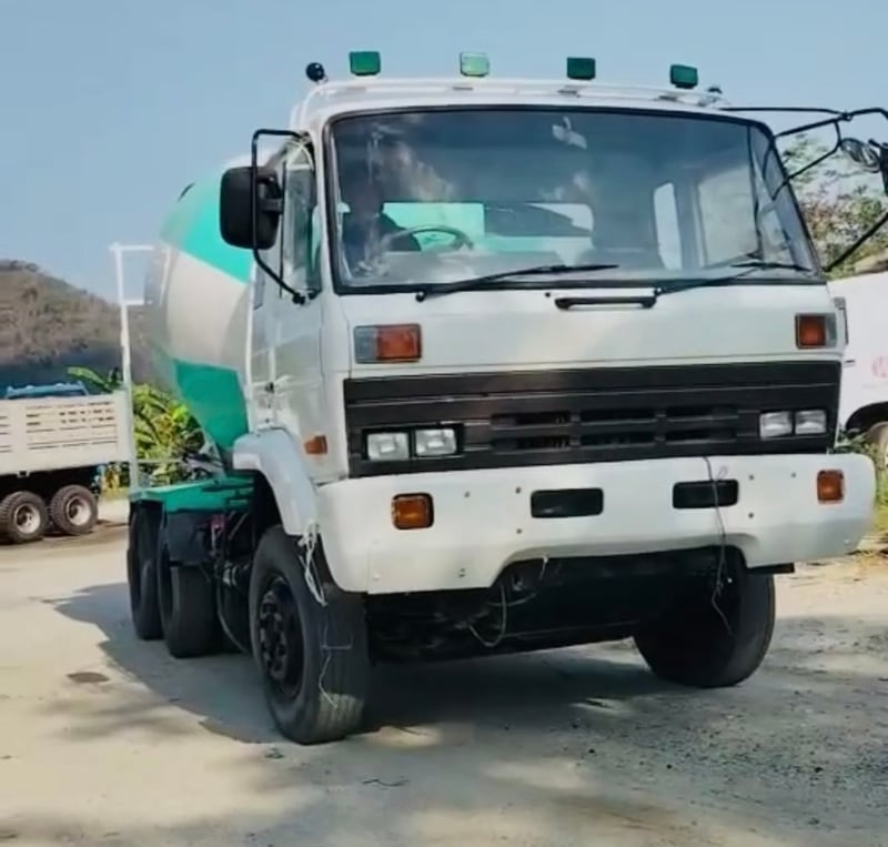 โม่ผสมปูนนิสสัน