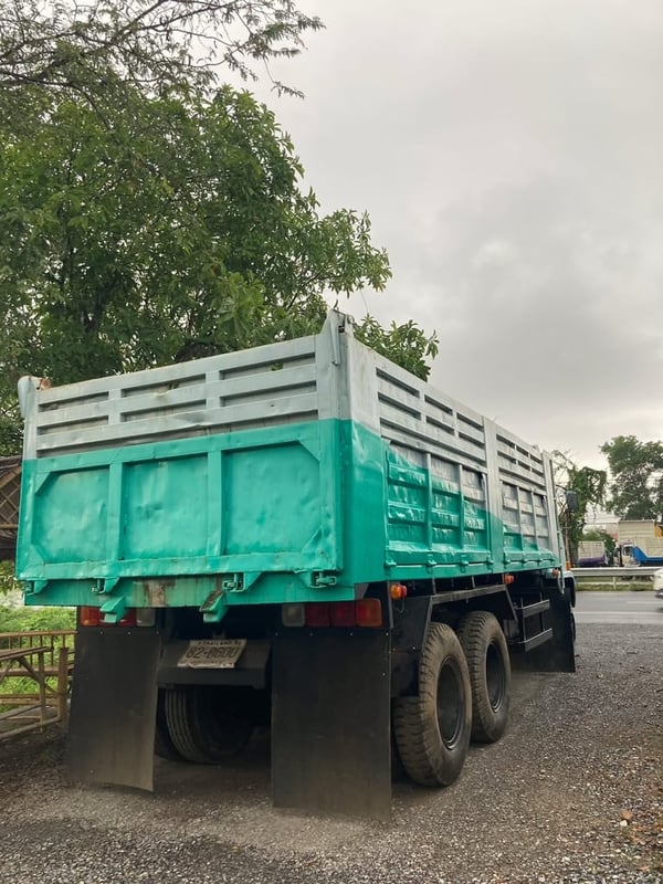 สิบล้อดั้ม ISUZU 175 แรงม้า🎉 สิบล้อดั้ม ISUZU 175 แรงม้า🎉